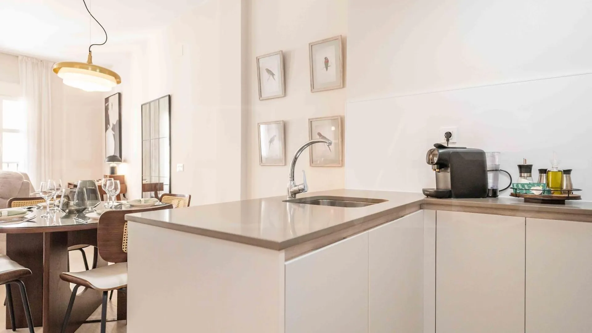 Exclusive Apartment In The Centre With Parking Rems Malaga Spain